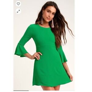 LULUS Center of Attention Green Flounce Sleeve Dress (S)